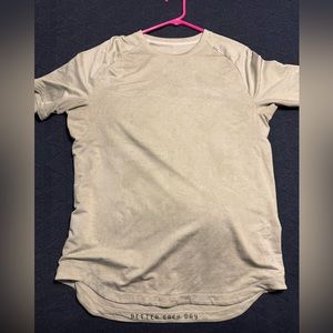 Lululemon men’s drysense shirt